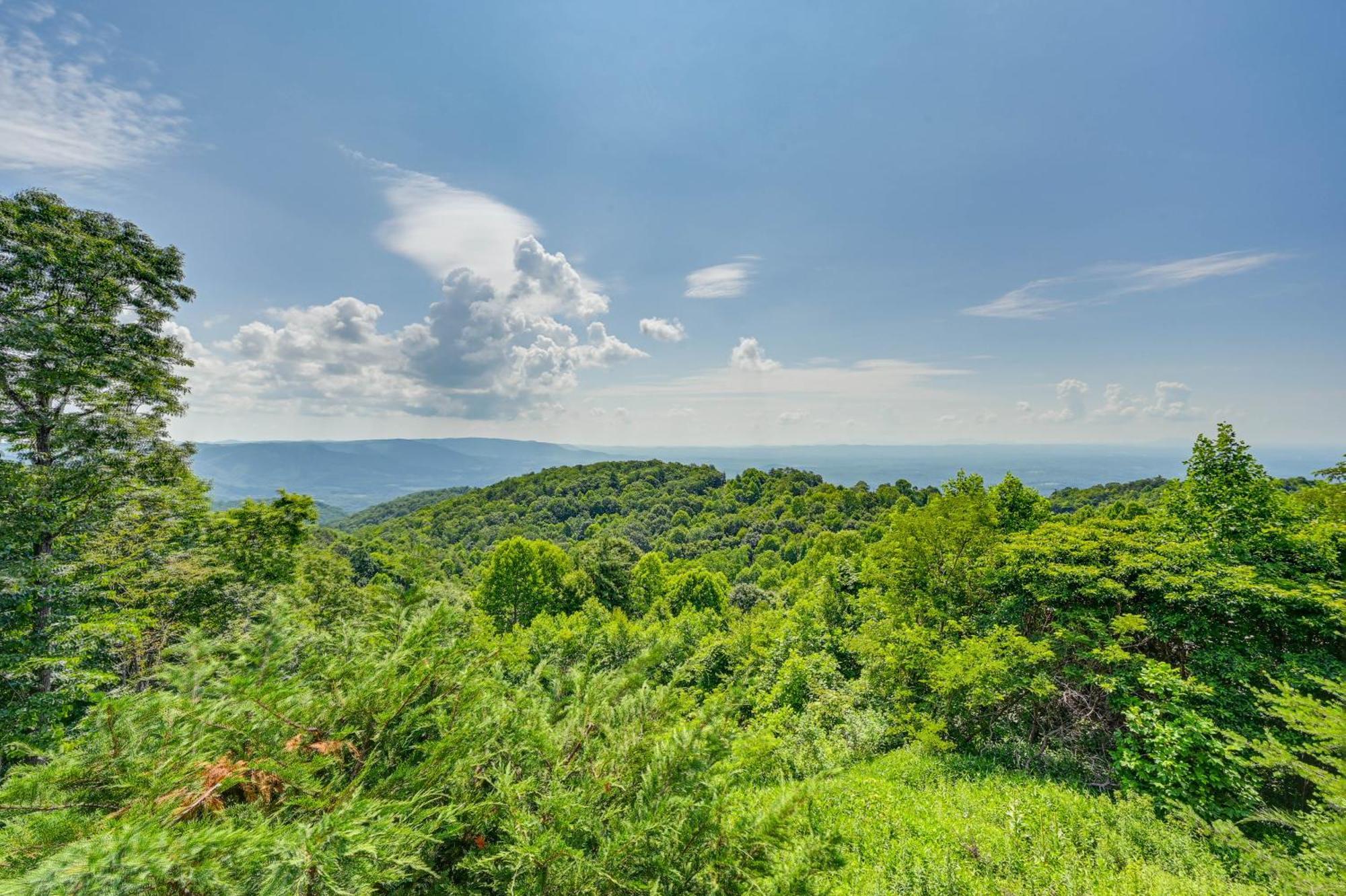 Fancy Gap Warm And Cozy Cabin With Deck On Top Of The Blue Ridge מראה חיצוני תמונה